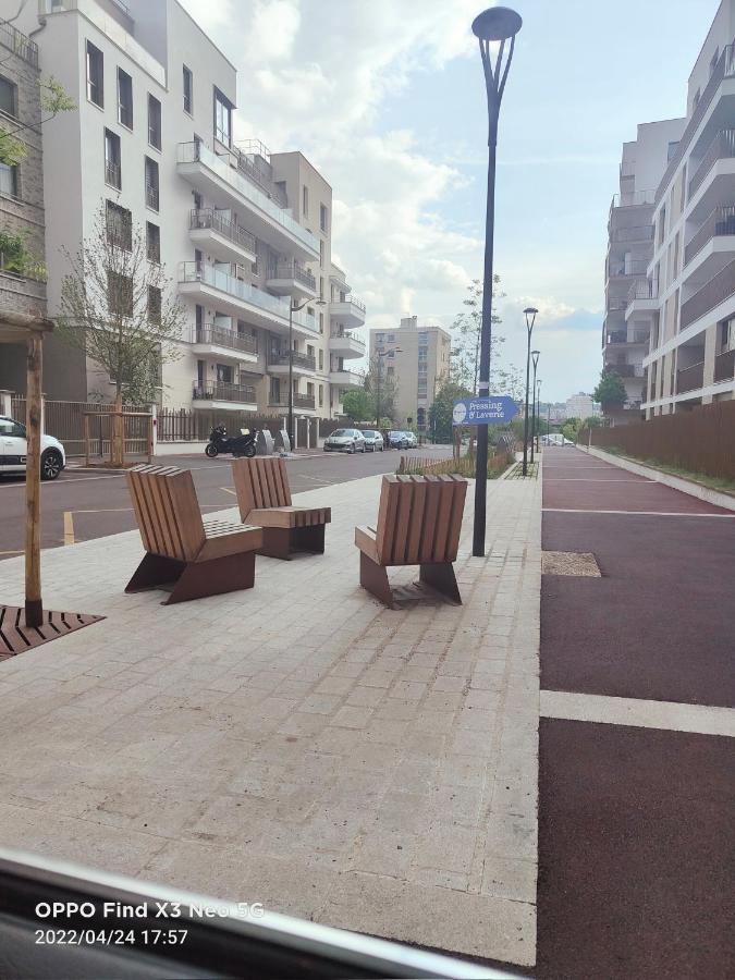 Studio Neuf Paris La Defense Metro 15 Rueil - Suresnes - Mont Valerien Dış mekan fotoğraf